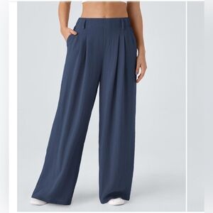 NWOT High Waisted Plicated Side Pocket Wide Leg Waffle Work Pants